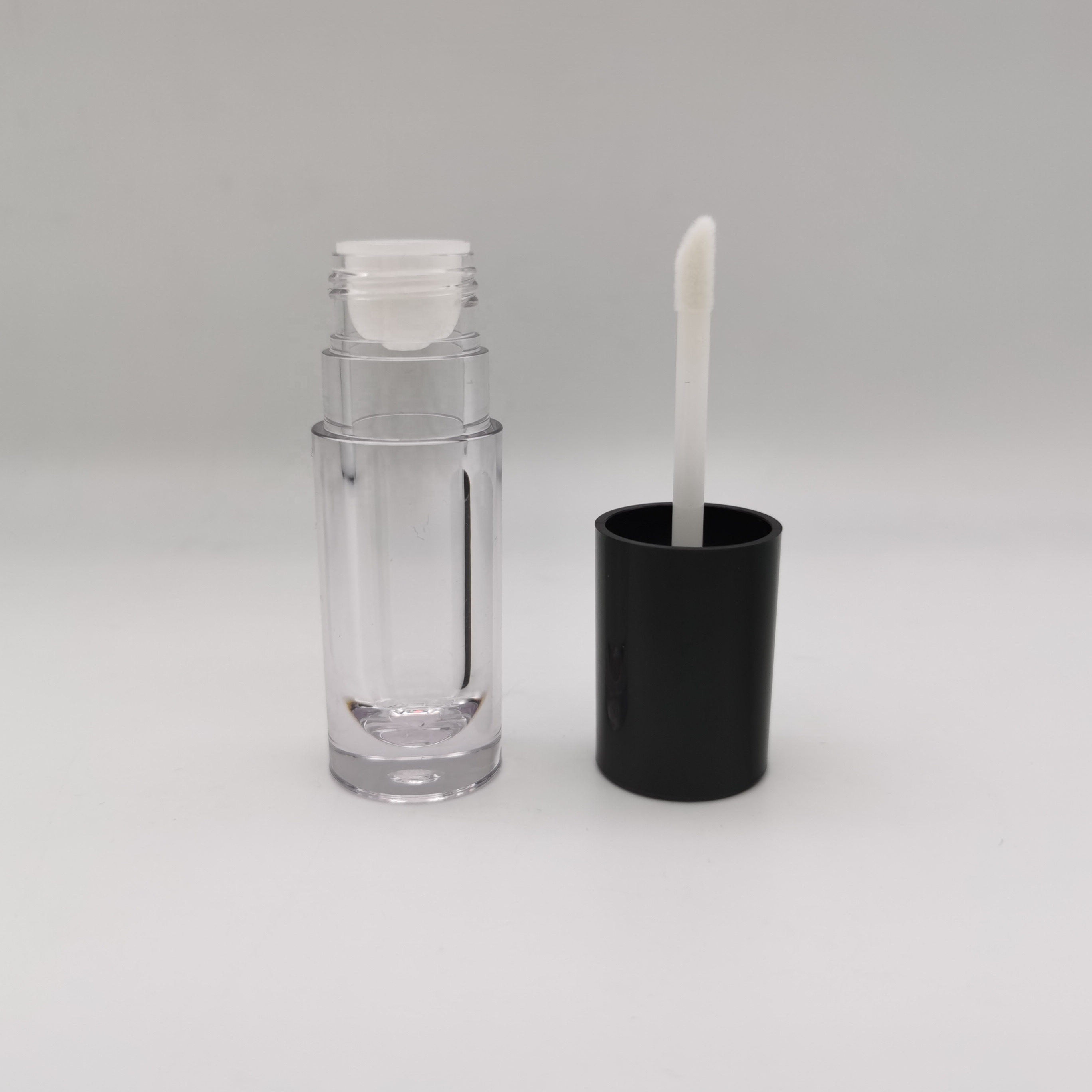 New Design Empty Liquid 7ml Lip GlossTube