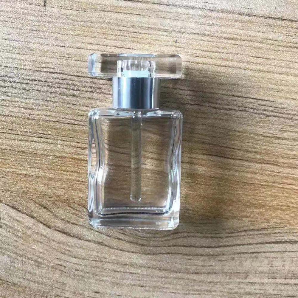 New Design Empty Luxury 15ml Flat Square Glass Stick Bottles Glass Applicator Bottle for Essential Oil