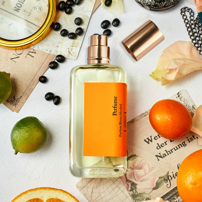 New Design Flat Square 50ml Perfume Glass Bottle Glass Spray Perfume Bottle