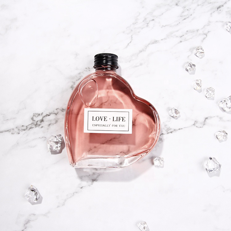 New Design Heart Shape Flat Glass Bottle For Gin Vodka Rum With Cork Top