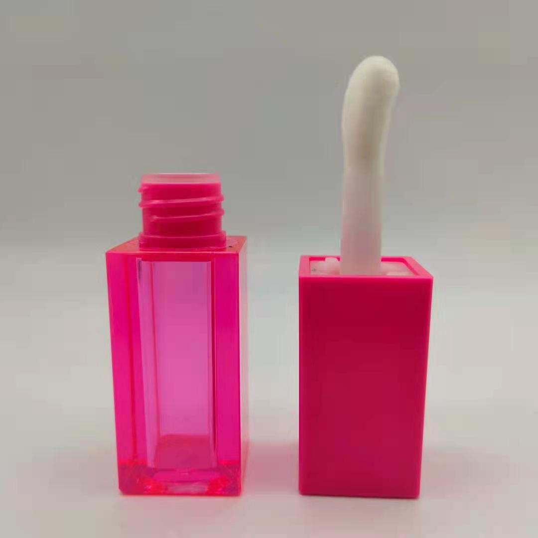 New Design Makeup Pink Empty 4.5ml Lip Gloss Tube