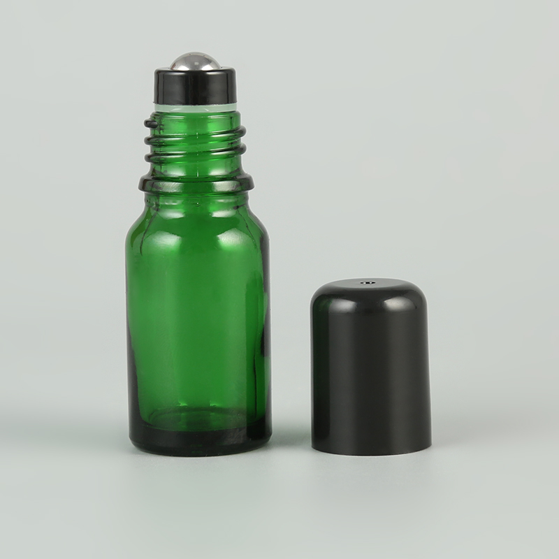New Design Popular Roll on Perfume Bottle Empty Green Glass Bottle Roller Bottle with Black Cap