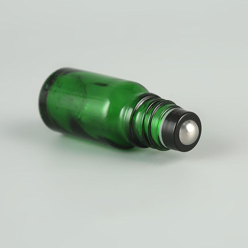 New Design Popular Roll on Perfume Bottle Empty Green Glass Bottle Roller Bottle with Black Cap