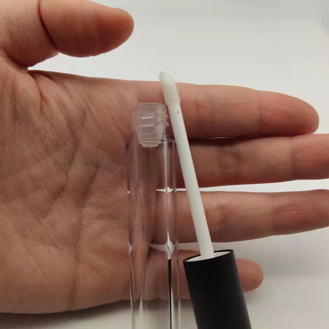 New Design Round Empty 3ml Lip Gloss Tube for personal care