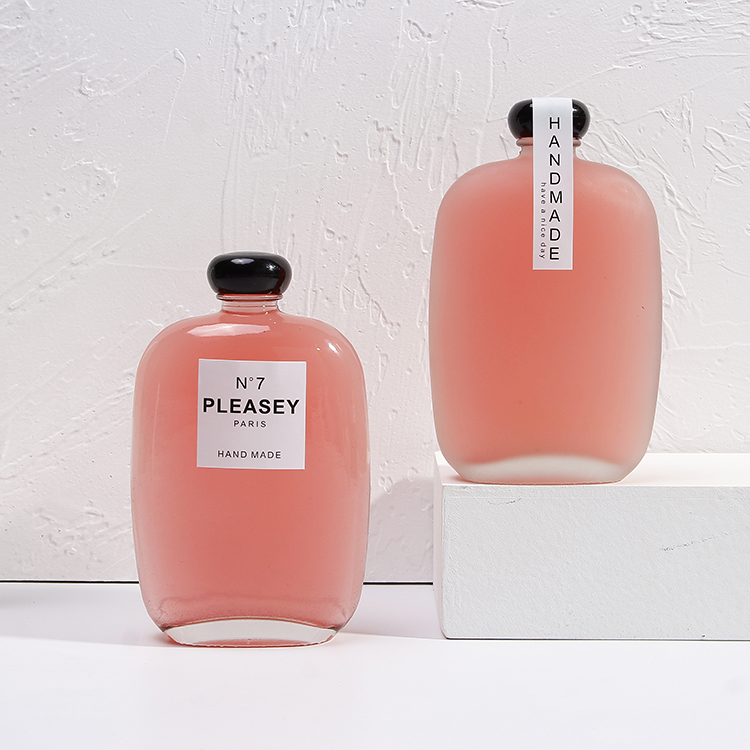 New Design Round Juice Glass Bottles 350ml 500ml with lids for sale in bulk popular for coffee kombucha tea package with frost