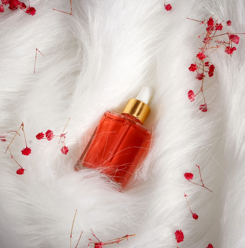 New Design Square Glass Bottle For Perfume Oil Glass Dropper With Shinny Golden Collar And White Rubber Dropper