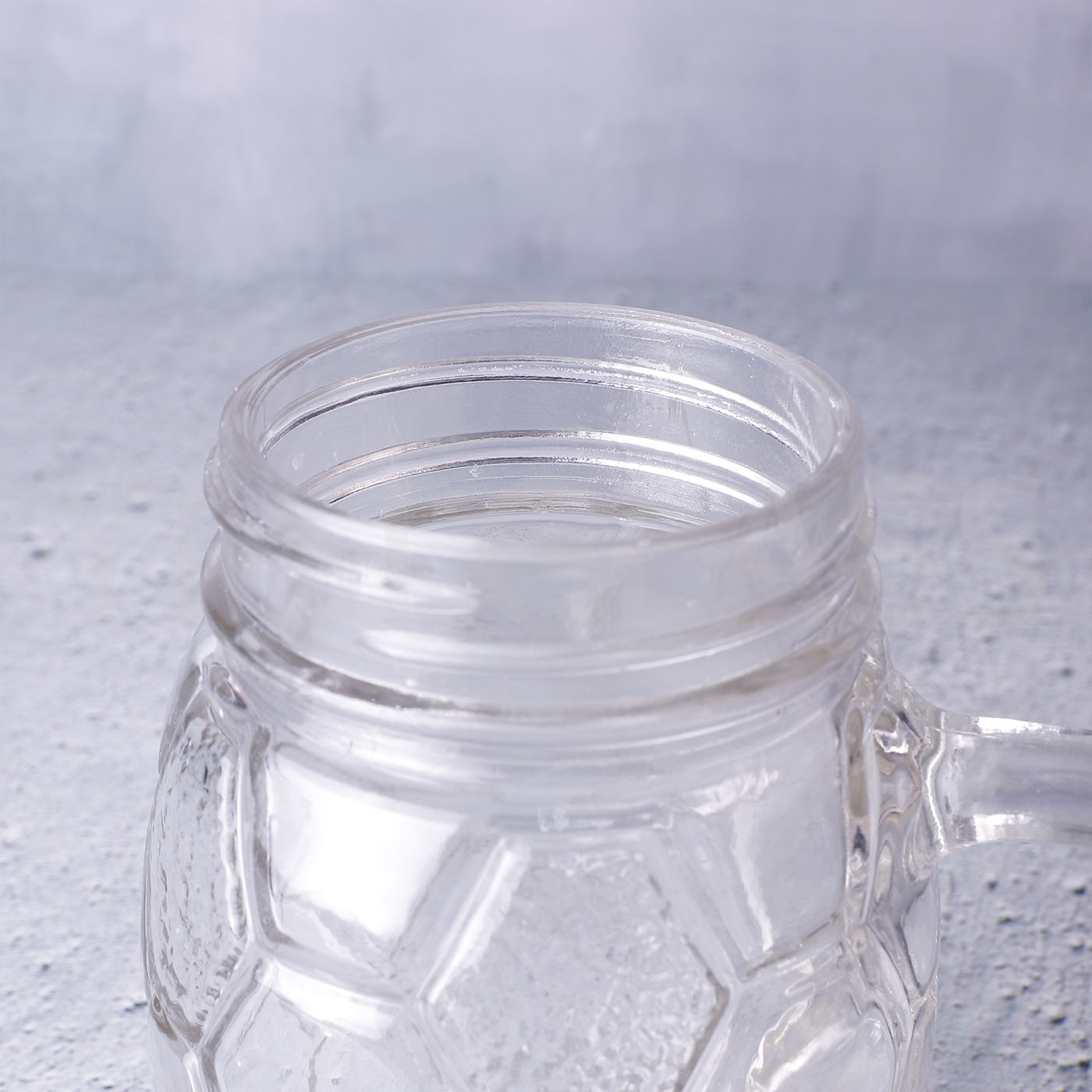 New Design color spraying 500ml 16oz football shape glass mason jar drinking glass cup mason jar with tin lid and straw