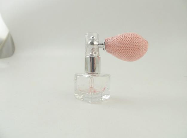 New Portable Mini Spray Nail Glitter Powder Eye Shadow Atomiser Perfume Bottle