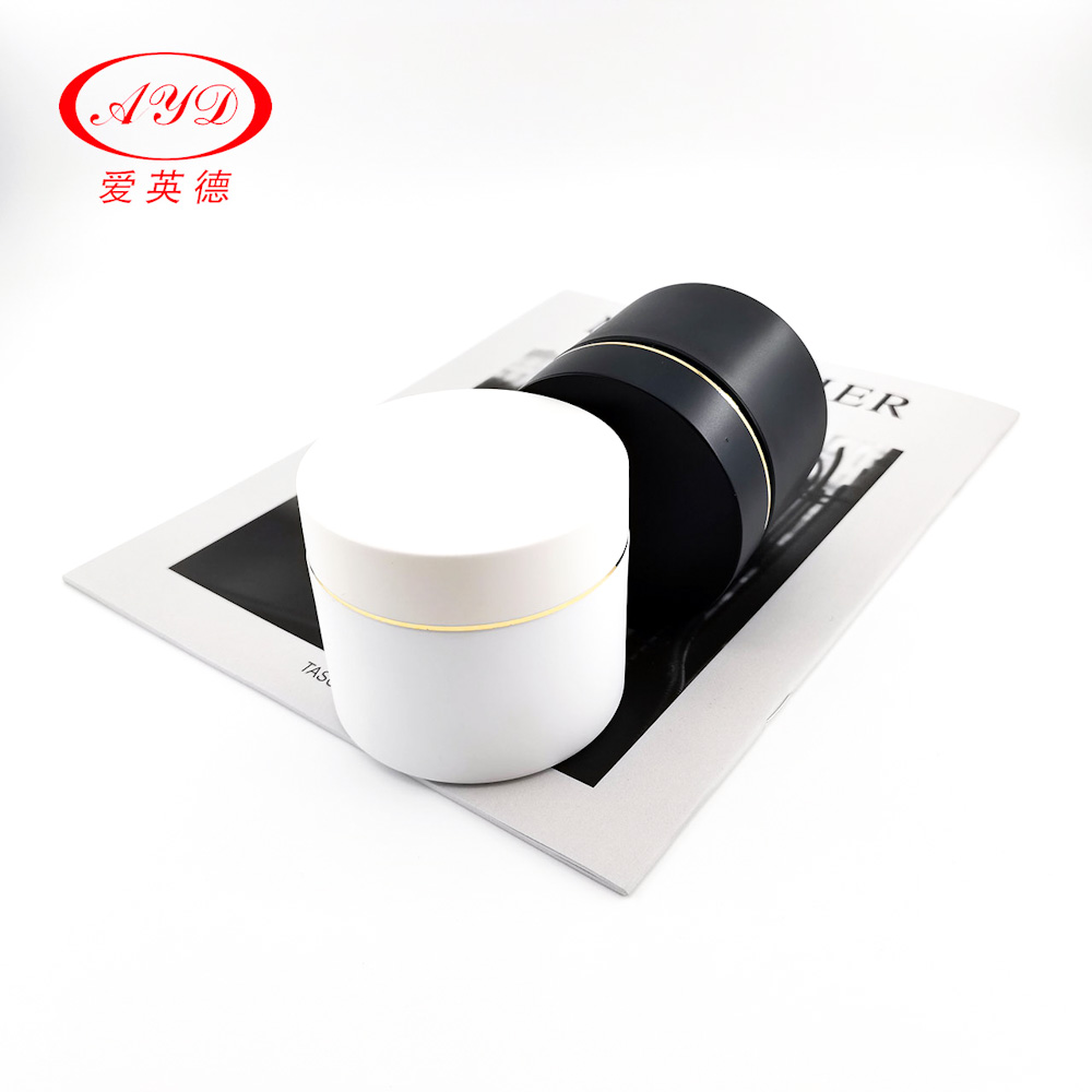 New Style Exquisite PP Cosmetic Jar Fine Frosted Black White With Golden Rings Thick Facial Cream Jars