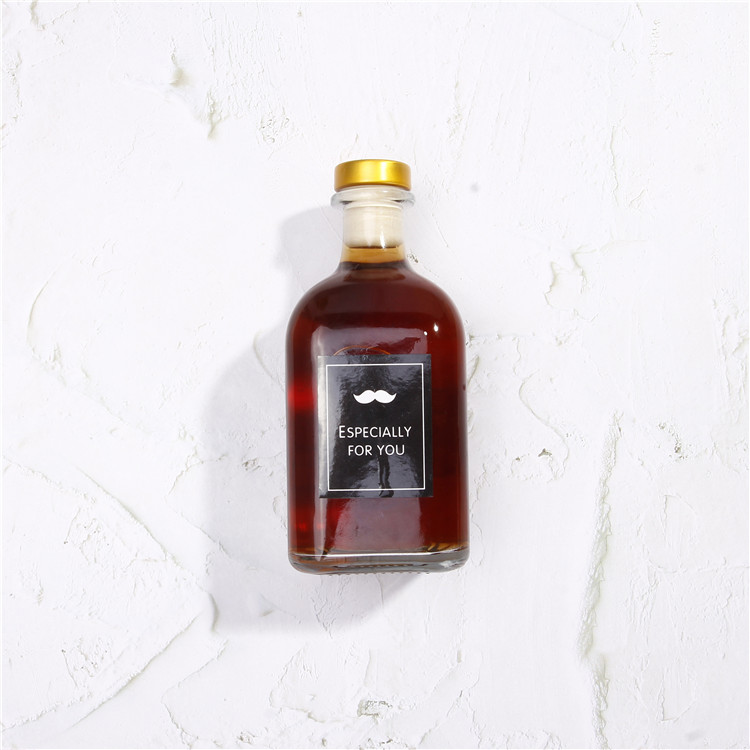 New Style Glass Liquor Bottle with Cork 250ML 500ML