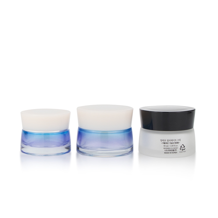 New arrival 30gram 50gram gradient body scrub cream cosmetic packaging flat skin care face cream glass jars with caps
