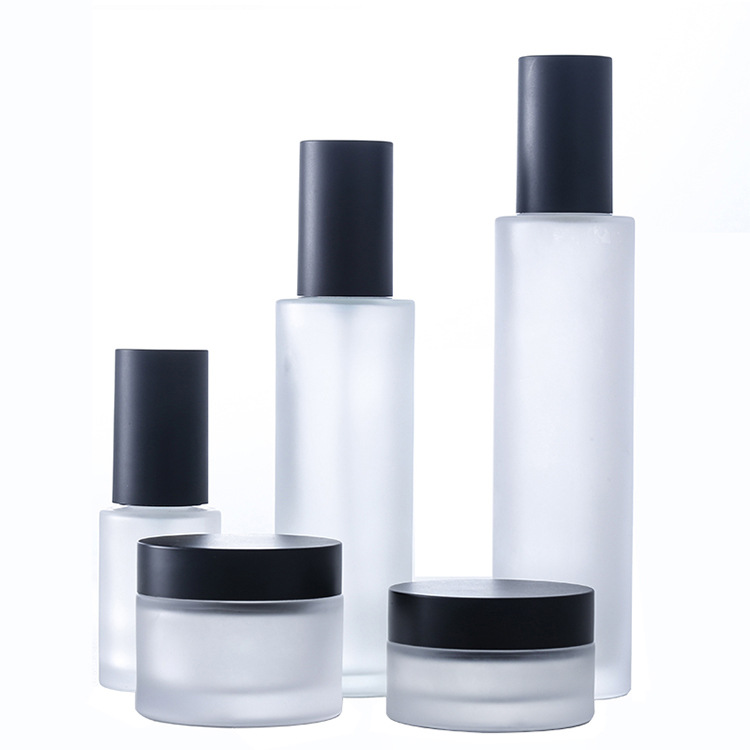 New arrival 50G glass packaging cream jar with black lid