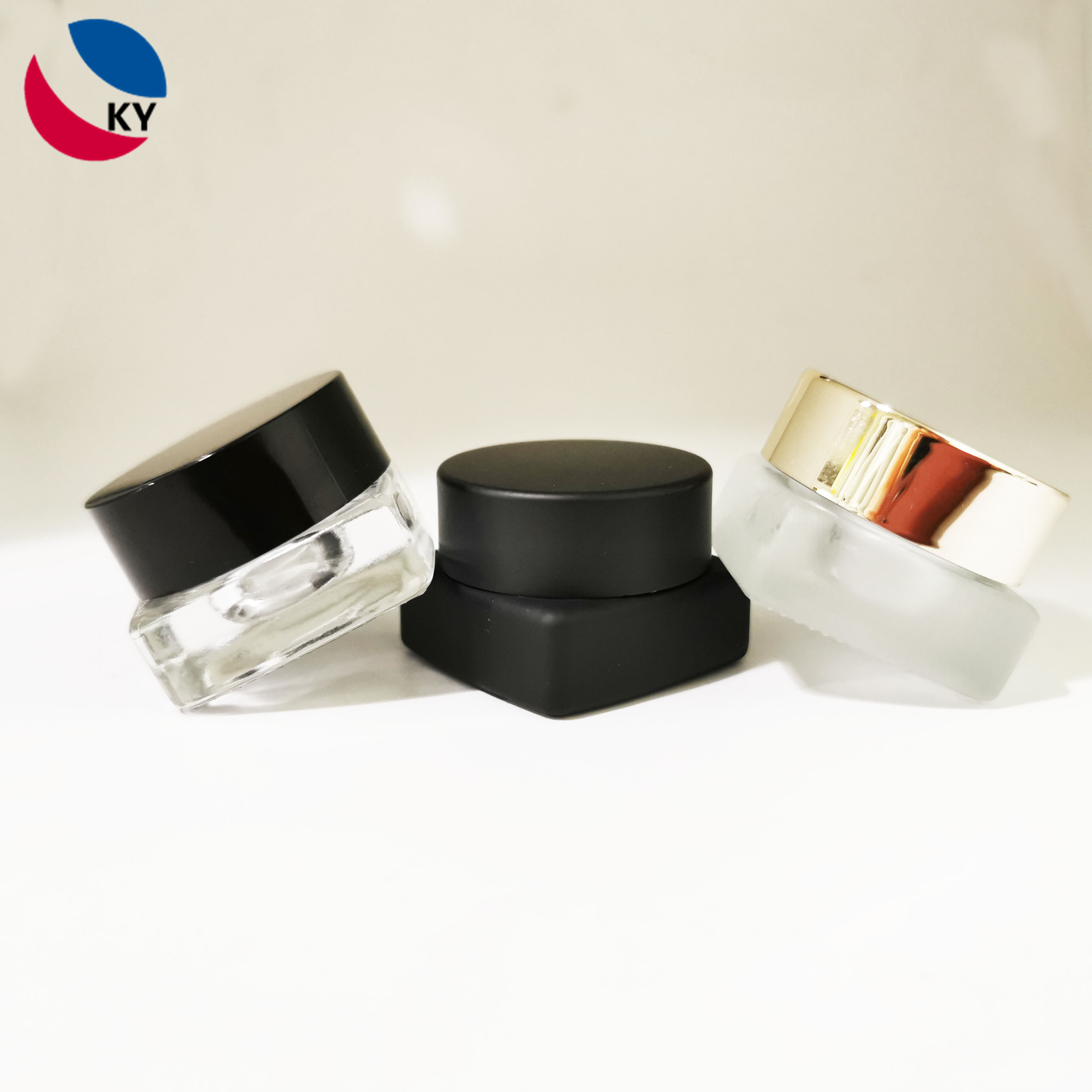 New arrival 5gr square glass lip balm jar cosmetics