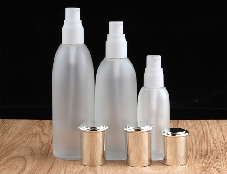 New arrival beautiful frosted 40ml 120ml cosmetic spray bottle
