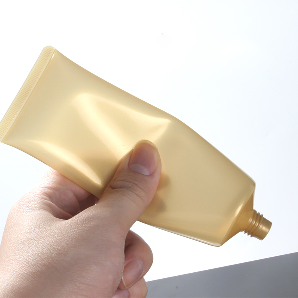 New color of cosmetic soft tube packaging in 100ml with silver gold or black cap for face cleaning