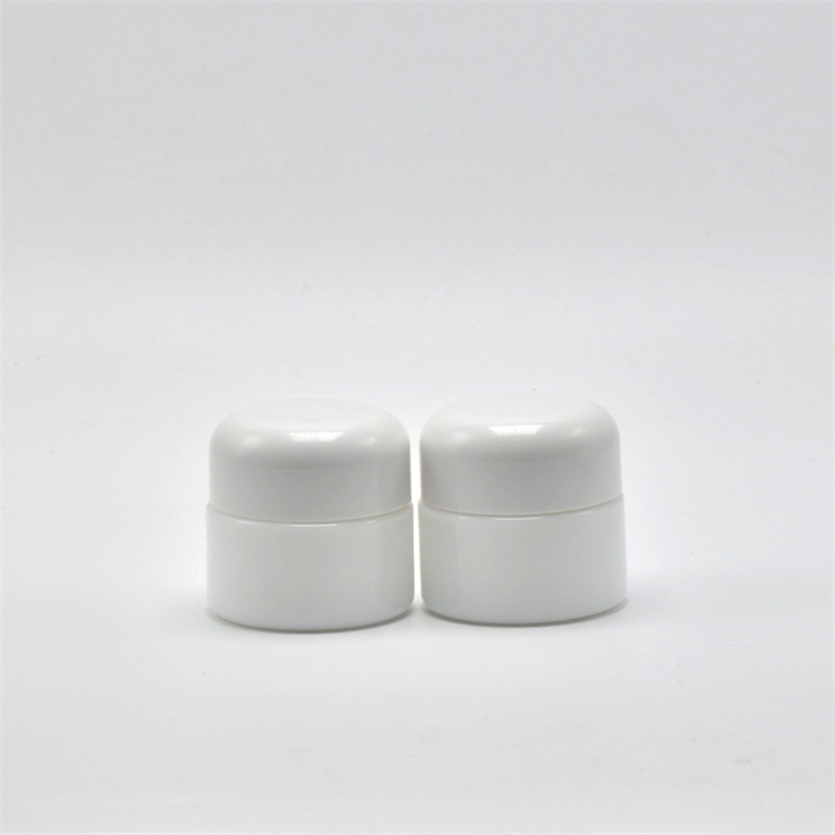 New design 15G glass cosmetic white cream jar supported customization