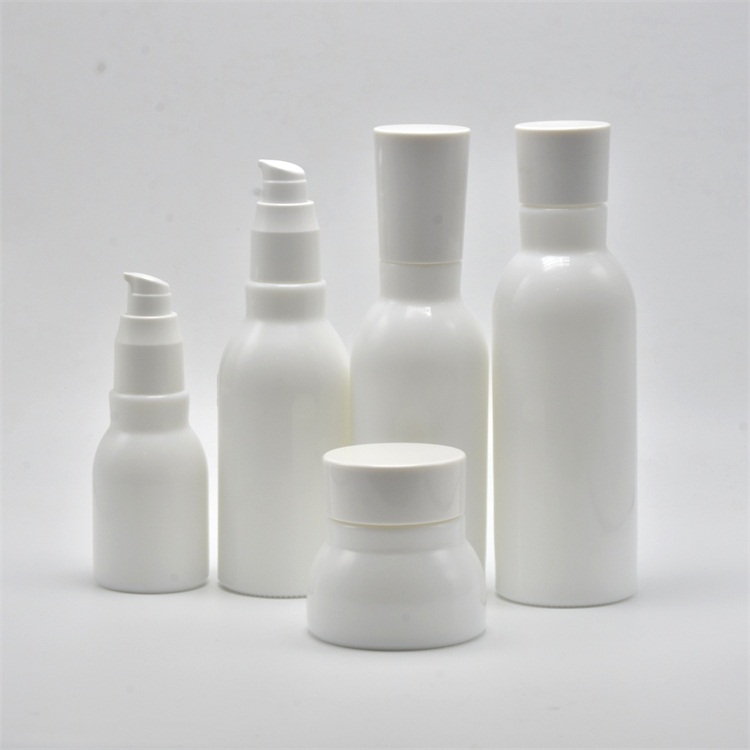 New design 15G glass cosmetic white cream jar supported customization