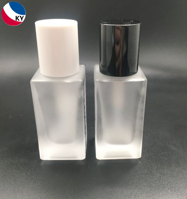 New design 30ml 1oz frosted white empty square shaped serum glass bottle