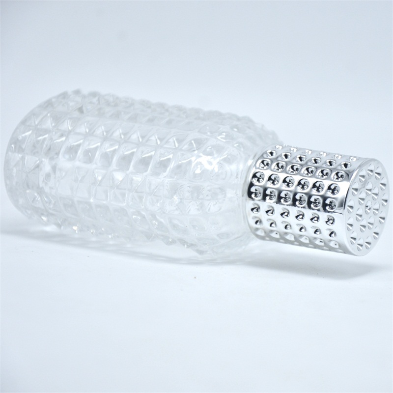 New design 30ml 50ml silver spray glass bottle