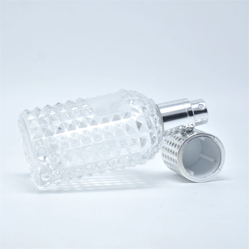 New design 30ml 50ml silver spray glass bottle