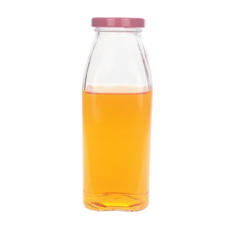 New design 500ml square clear glass water juice beverage bottle with red metal lid
