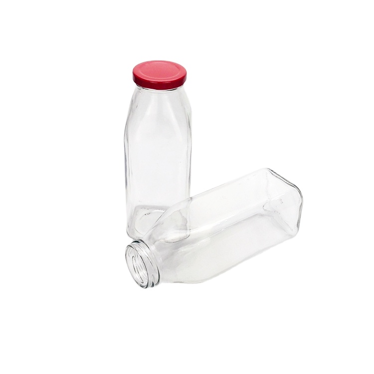 New design 500ml square clear glass water juice beverage bottle with red metal lid