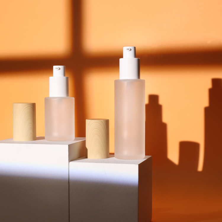 New design custom natural material bamboo lotion spray bottle