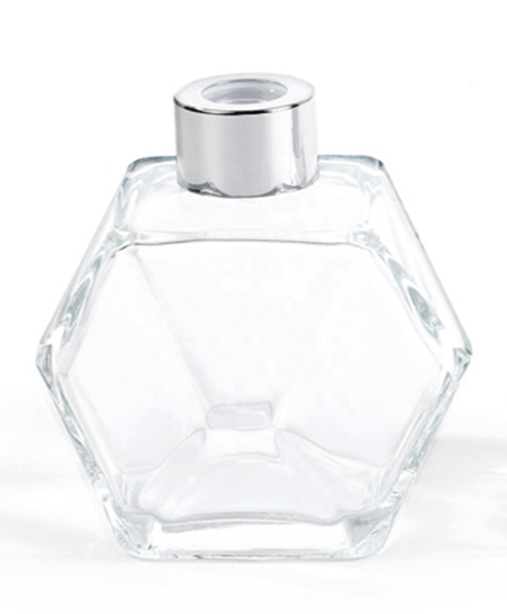 New design polygon shaped empty reed diffuser glass bottle perfume with screw cap