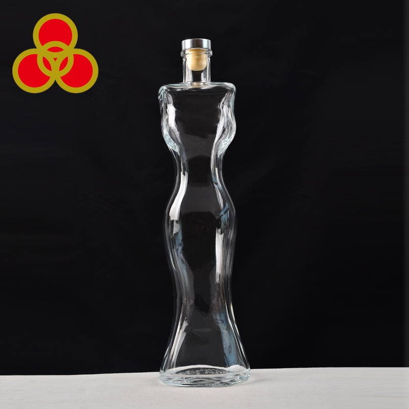 New design women body shaped 750ml glass wine bottle vodka bottle