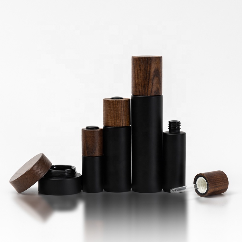 New developed 30ml frosted dropper glass bottle with bamboo wooden dropper lid pump multiple capacities