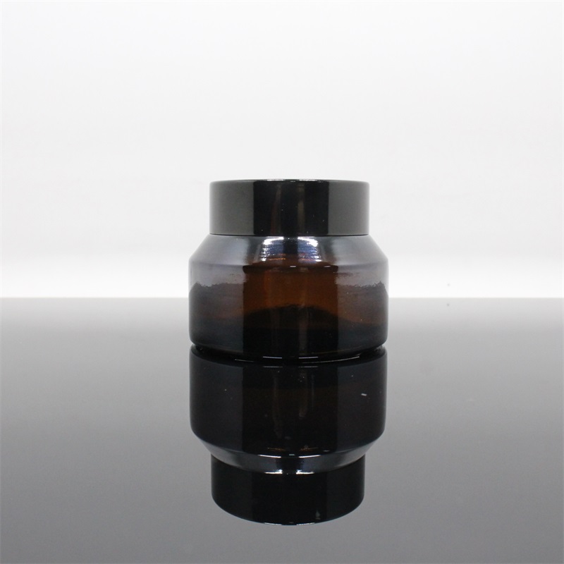 New product 15g 30g 50g Oblique shoulders amber green cosmetic glass jar with black lid customized logo and color