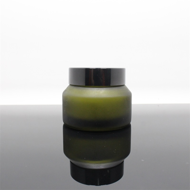 New product 15g 30g 50g Oblique shoulders amber green cosmetic glass jar with black lid customized logo and color