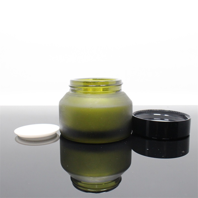 New product 15g 30g 50g Oblique shoulders amber green cosmetic glass jar with black lid customized logo and color