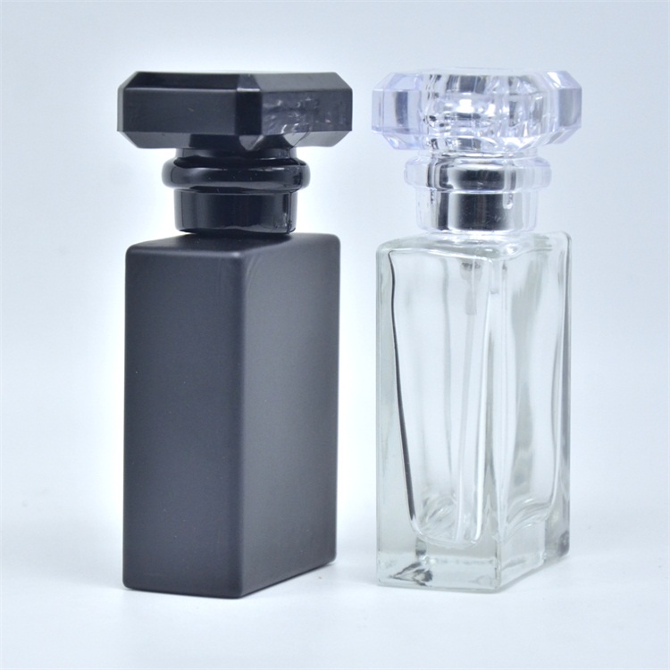 New product 30 ml perfume glass bottle in stock
