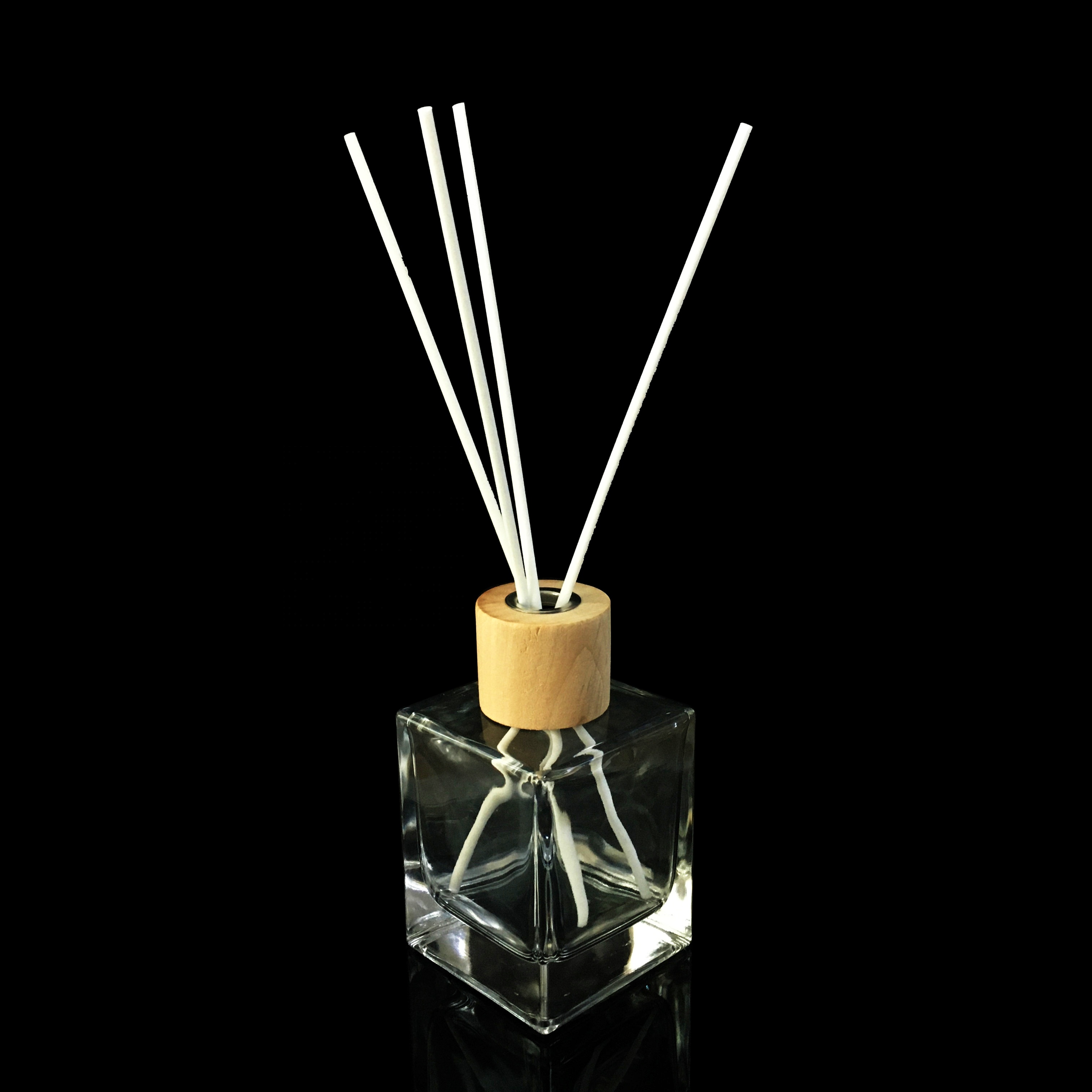 New product 500ml square glass aroma reed diffuser screw bottle with bamboo lid