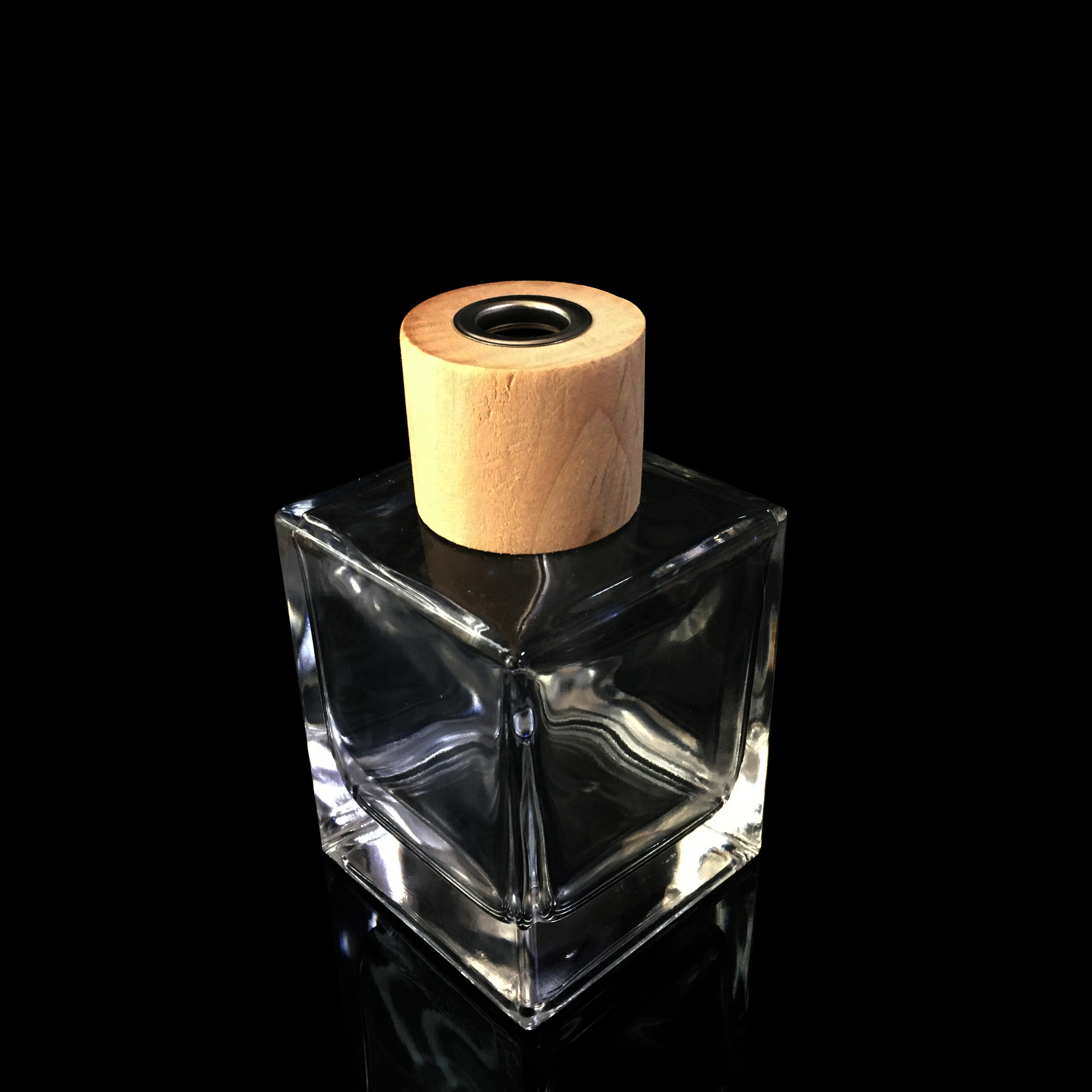 New product 500ml square glass aroma reed diffuser screw bottle with bamboo lid