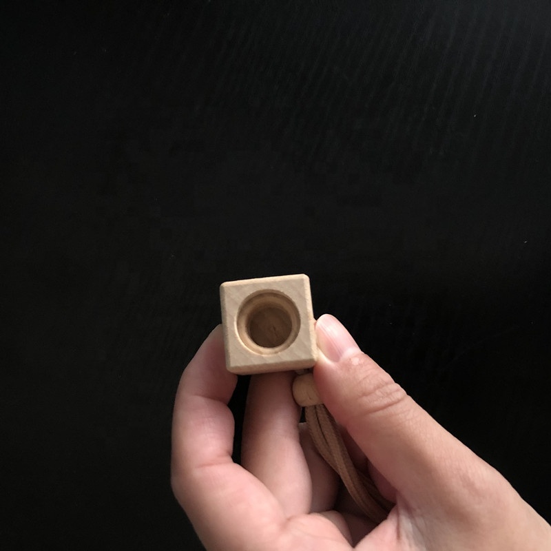 New square 5ml hanging car air freshener car perfume bottle with wooden cap