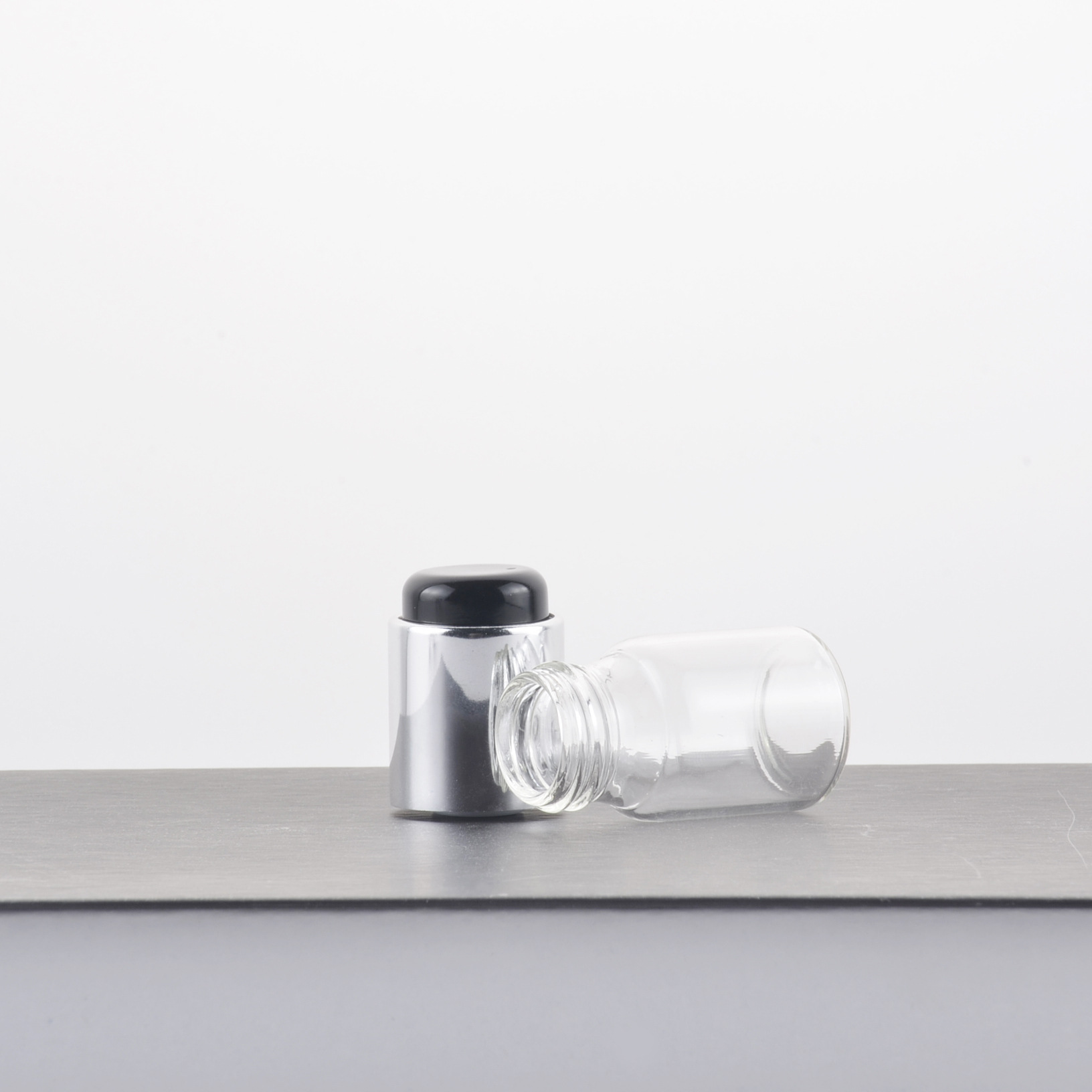 New type 10ml clear glass Lyophilized powder bottle powder water separation vial bottle cosmetic package container in good price