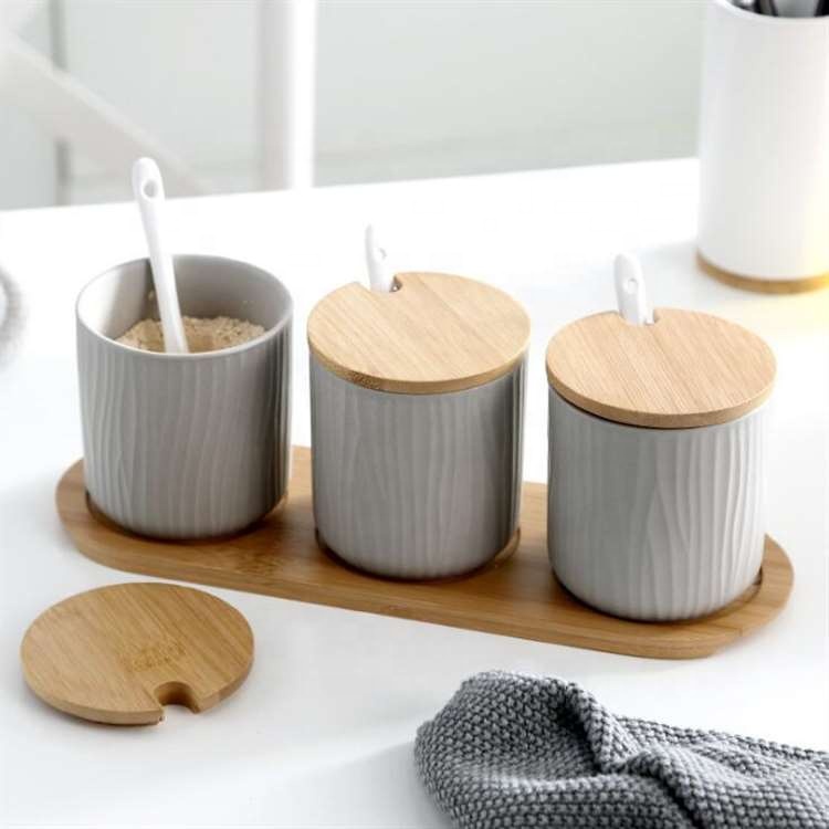 Northern Europe Home creative seasoning box Vertical line Kitchen supplies set Condiment bottle Ceramic seasoning jar