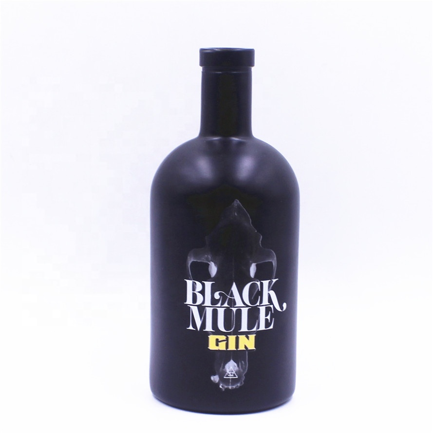 ODM Gin Glass Bottles OEM Customized 750 Ml 700 Ml Clear OSLO Black Color Tequila Vodka Cork Offset Printing
