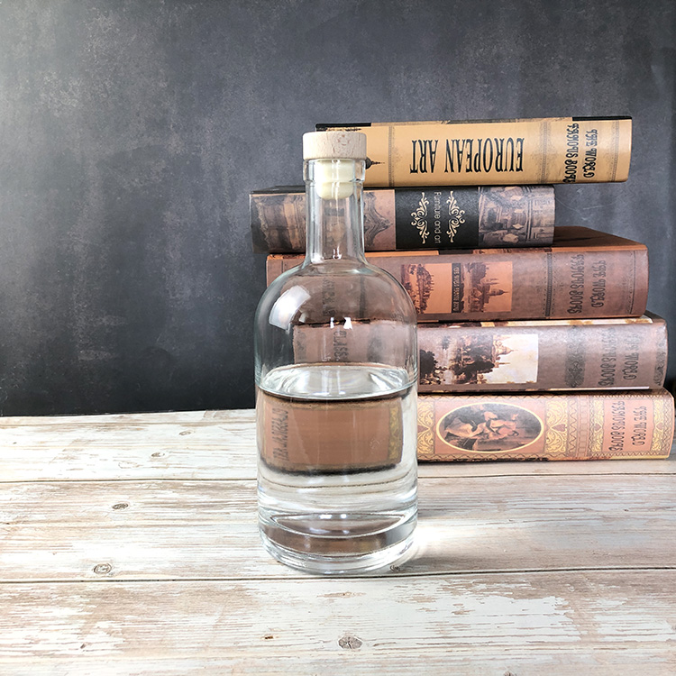OEM China spirit Bottle Supplier Customized Black 750ml Spirits Bottle