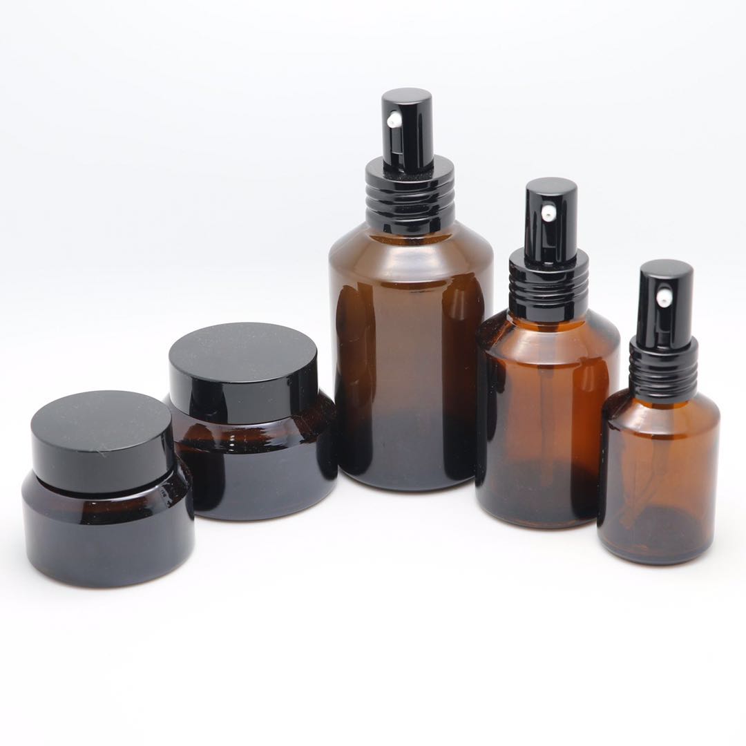OEM Eco Friendly Hot Sale Empty Luxury Slant 15G 30G 50G Cosmetic Cream Glass Jars Containers With black/gold Cap For Face Cream