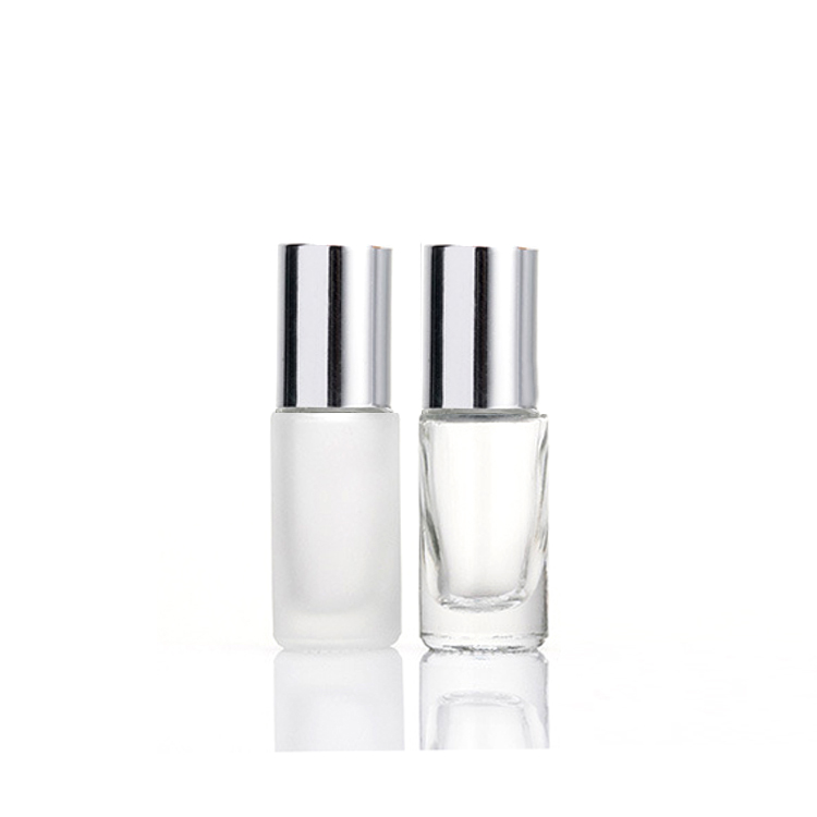 OEM Factory glass roller bottle with bamboo cap container ball