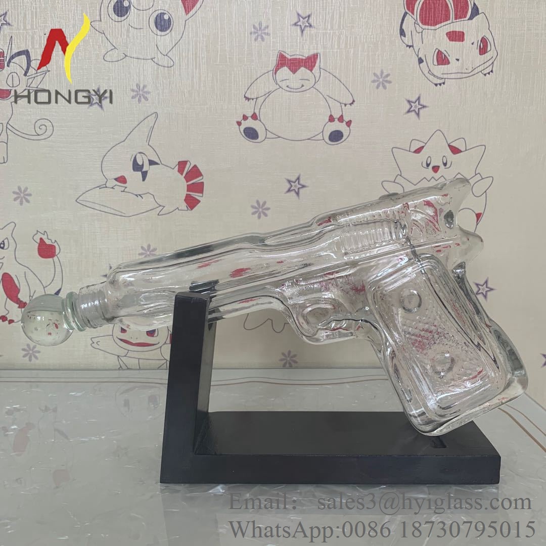 OEM Hot sale gun shaped bottle unique whisky bottle shapes gun decanter