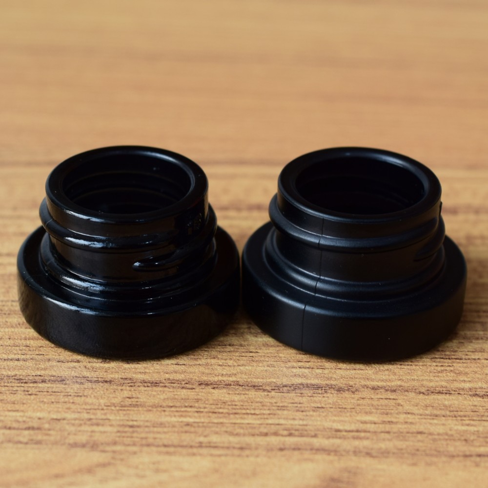 OEM Light-proof 5 ml 9ml black small cbd wax oil concentrate glass jar custom silk printing