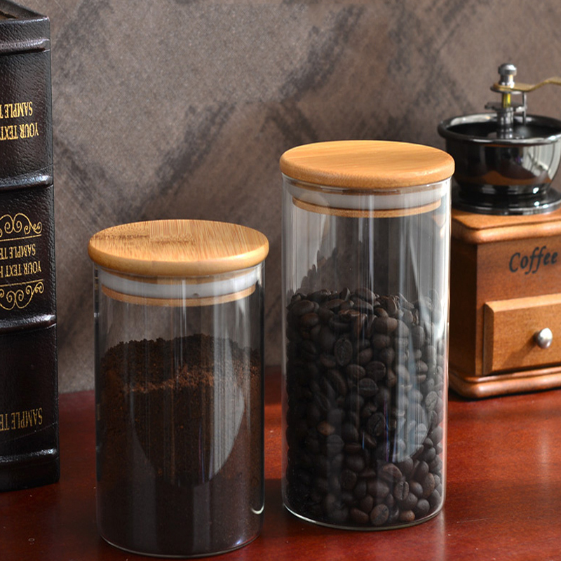 OEM Size Airtight High Borosilicate Round Glass Food Storage Container Jars with bamboo lids