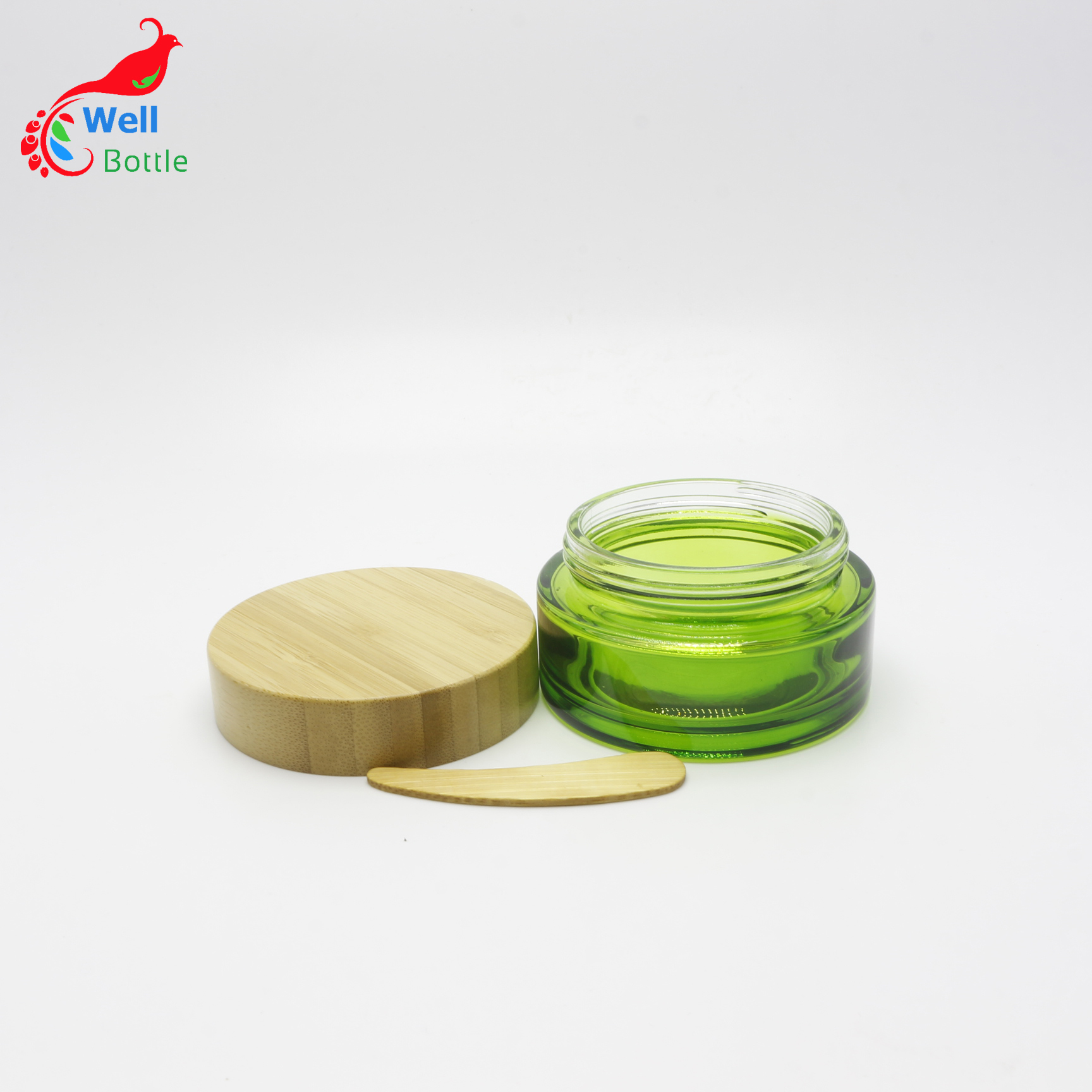 OEM cosmetic 30ml frosted green glass jar bamboo lid  J097E