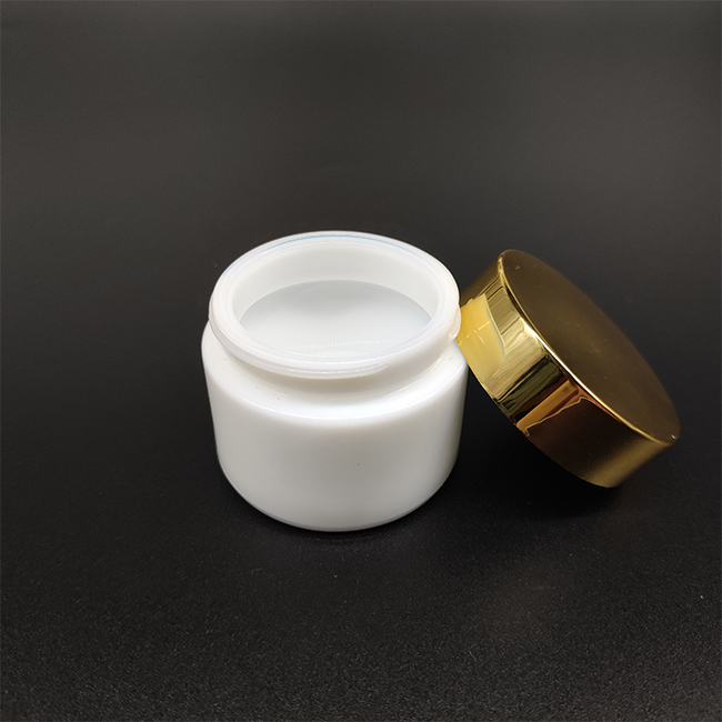 OEM custom logo 60ml glass white material cosmetic cream jar recyclable hemp container with gold and silver jar from china