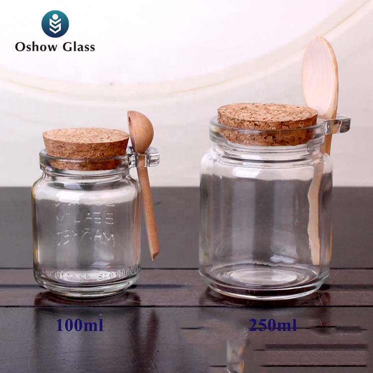 OSHOW Wholesale 100ml 250ml Pudding Glass Jar with Wooden Cork and Spoon