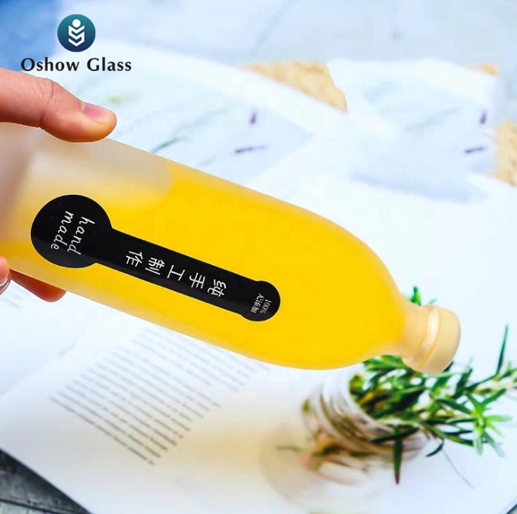 OSHOW Wholesale 330ml 500ml Fancy Empty Round Glass Clear Frosted Juice Milk Syrup Bottle with Screw Cap